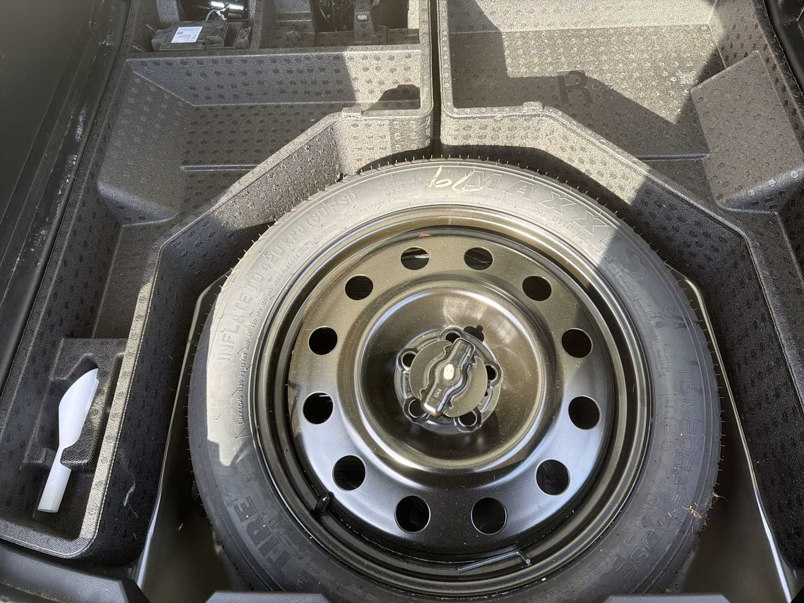 Thumbnail: 2024 Ford Edge - 20