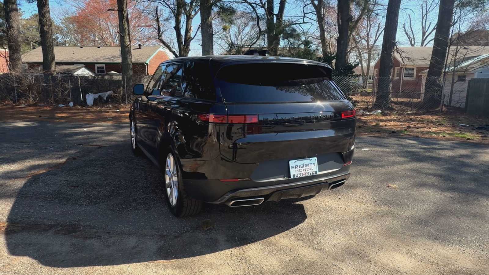 Thumbnail: 2025 Land Rover Range Rover Sport - 7