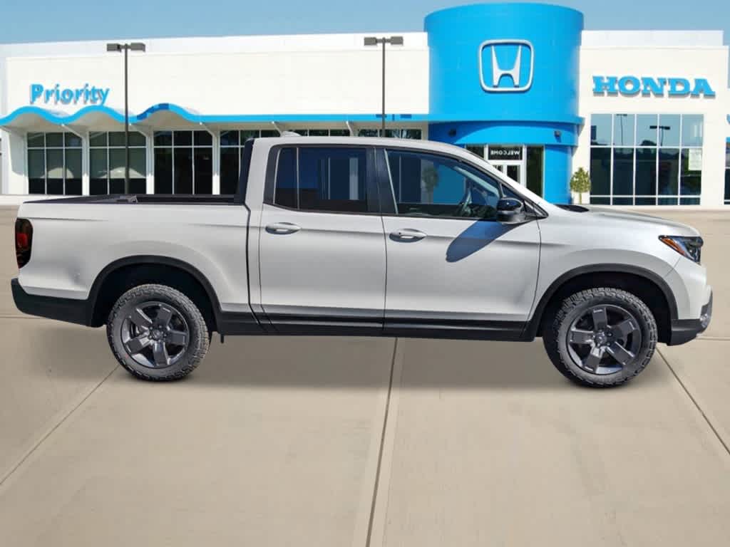 Thumbnail: 2025 Honda Ridgeline - 6