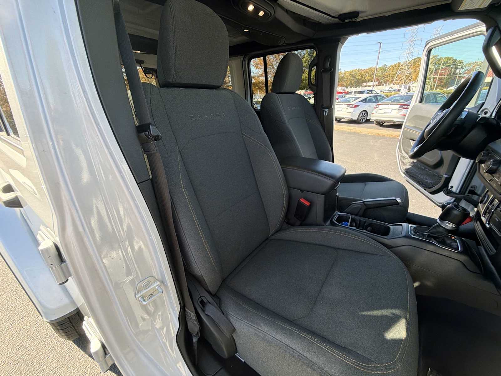 Thumbnail: 2024 Jeep Wrangler - 25