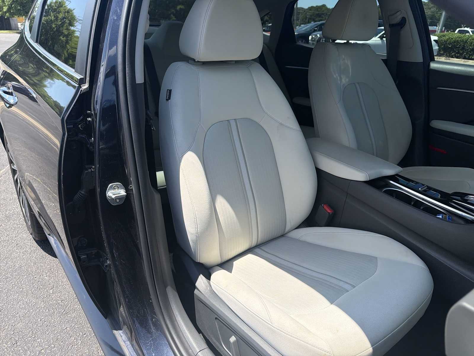 Thumbnail: 2020 Hyundai Sonata - 25