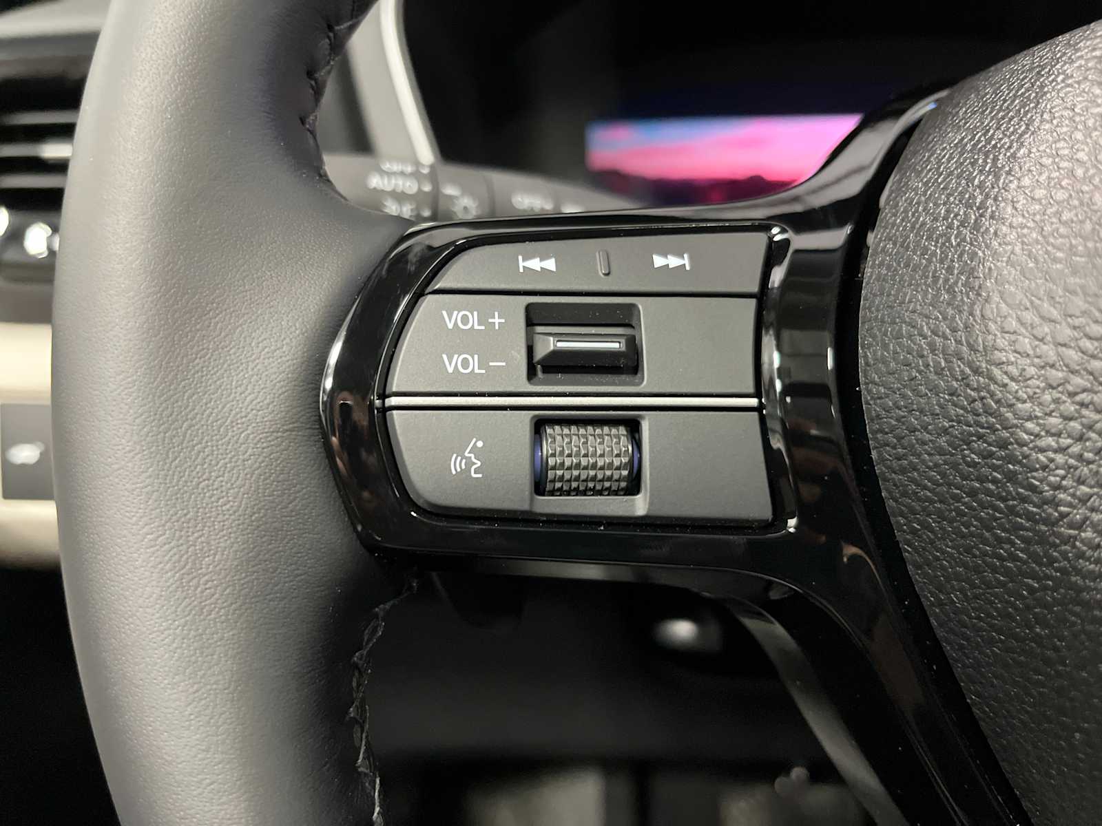 Thumbnail: 2026 Honda Pilot - 17