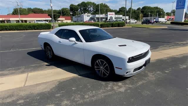 Thumbnail: 2019 Dodge Challenger - 4