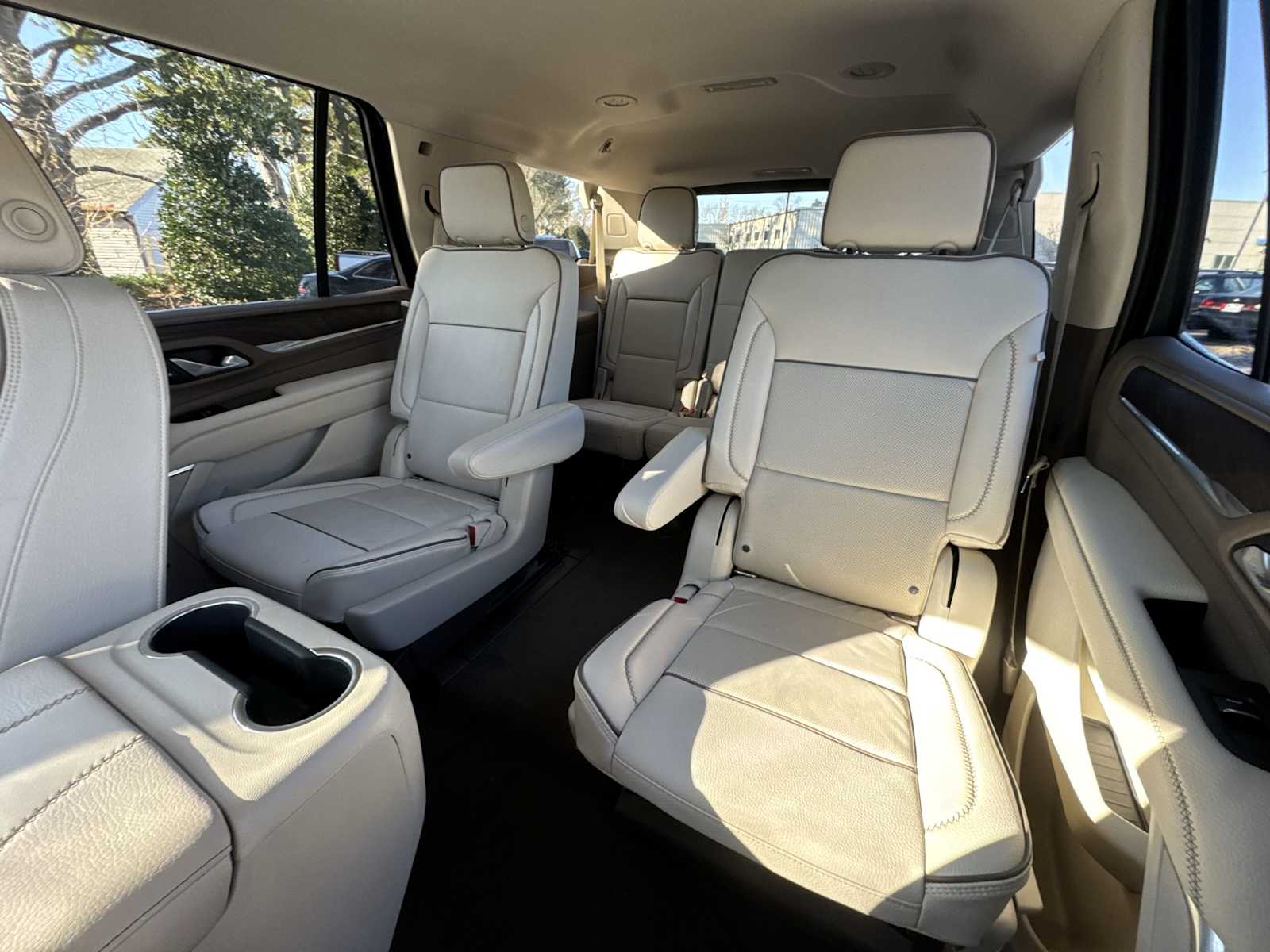 Thumbnail: 2021 GMC Yukon - 24