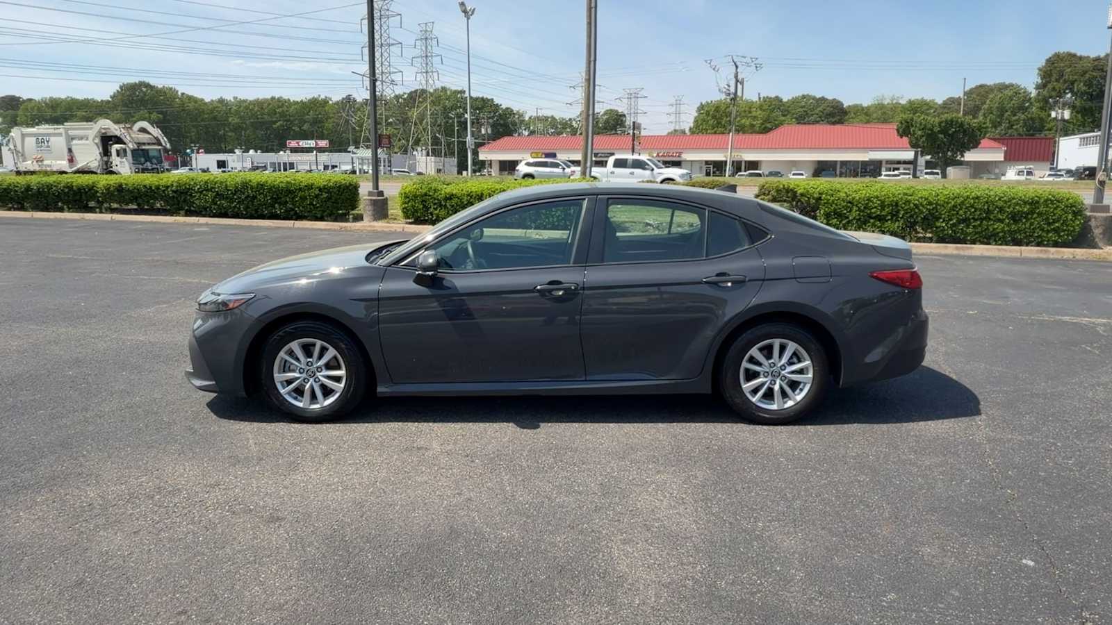 Thumbnail: 2025 Toyota Camry - 5