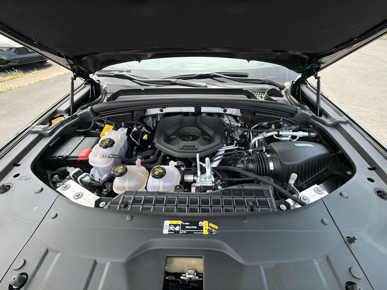 Thumbnail: 2024 Jeep Grand Cherokee - 18