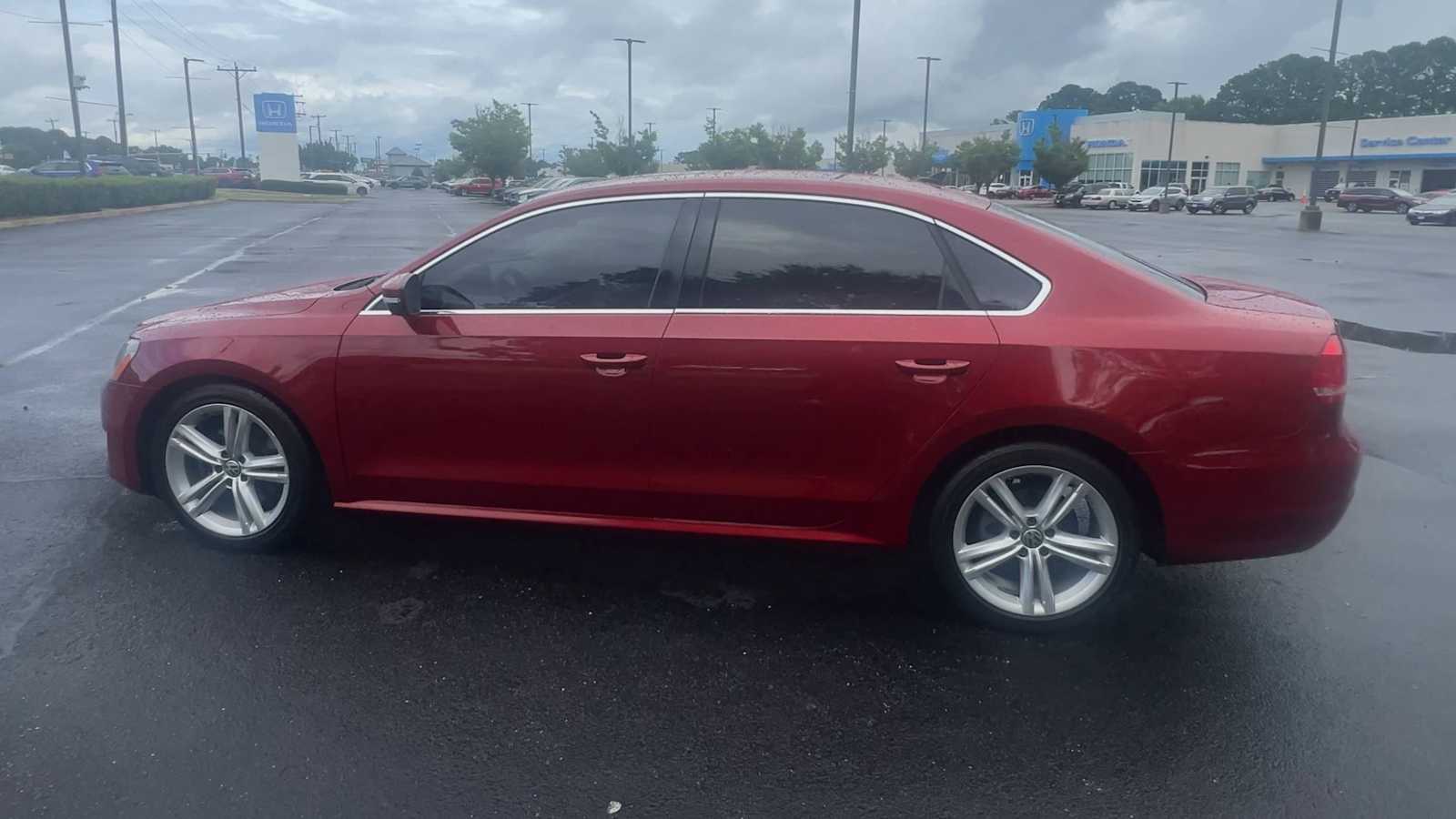 Thumbnail: 2015 Volkswagen Passat - 6