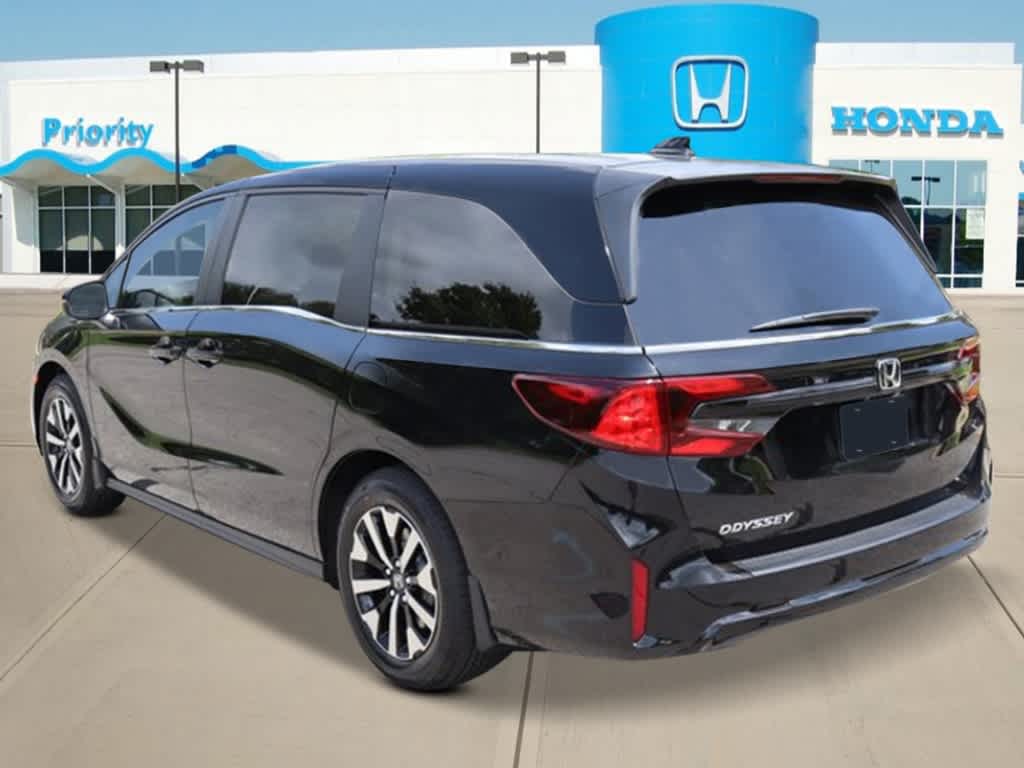 Thumbnail: 2026 Honda Odyssey - 3