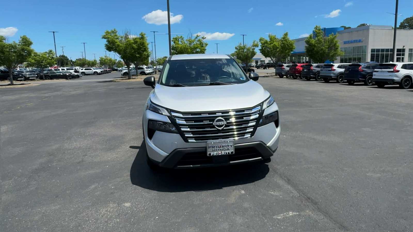 Thumbnail: 2024 Nissan Rogue - 3