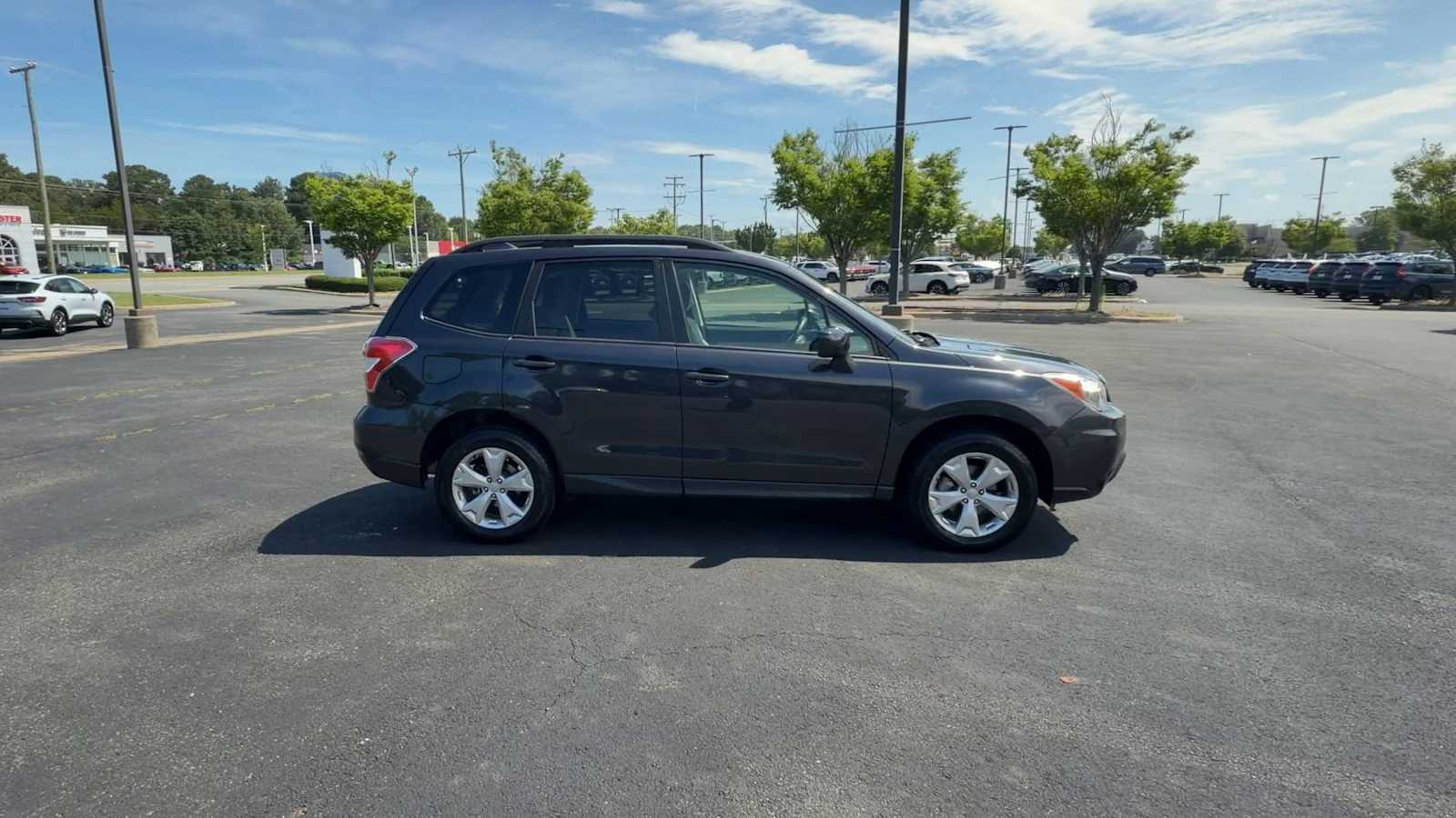 Thumbnail: 2016 Subaru Forester - 9