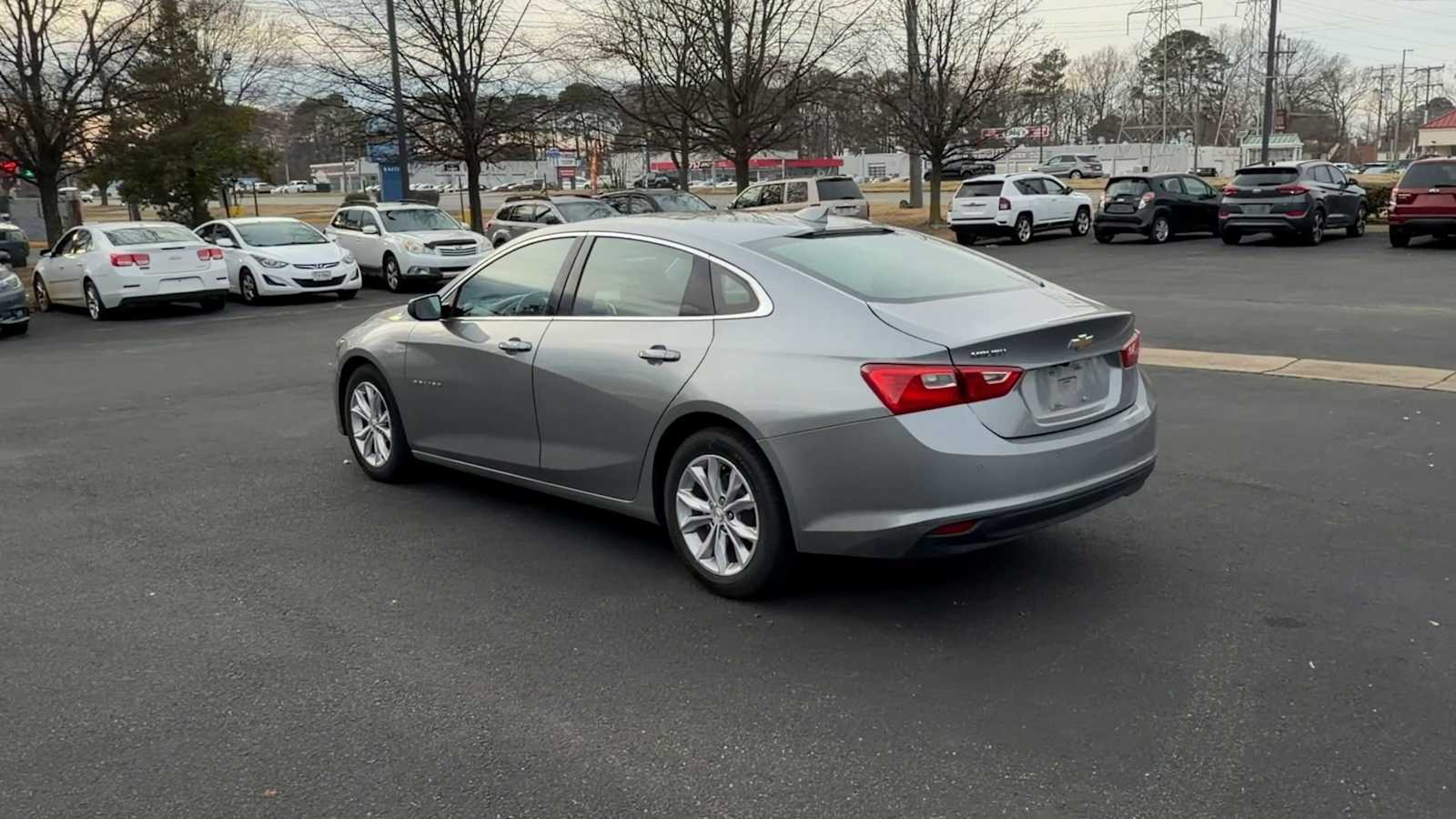 Thumbnail: 2024 Chevrolet Malibu - 6