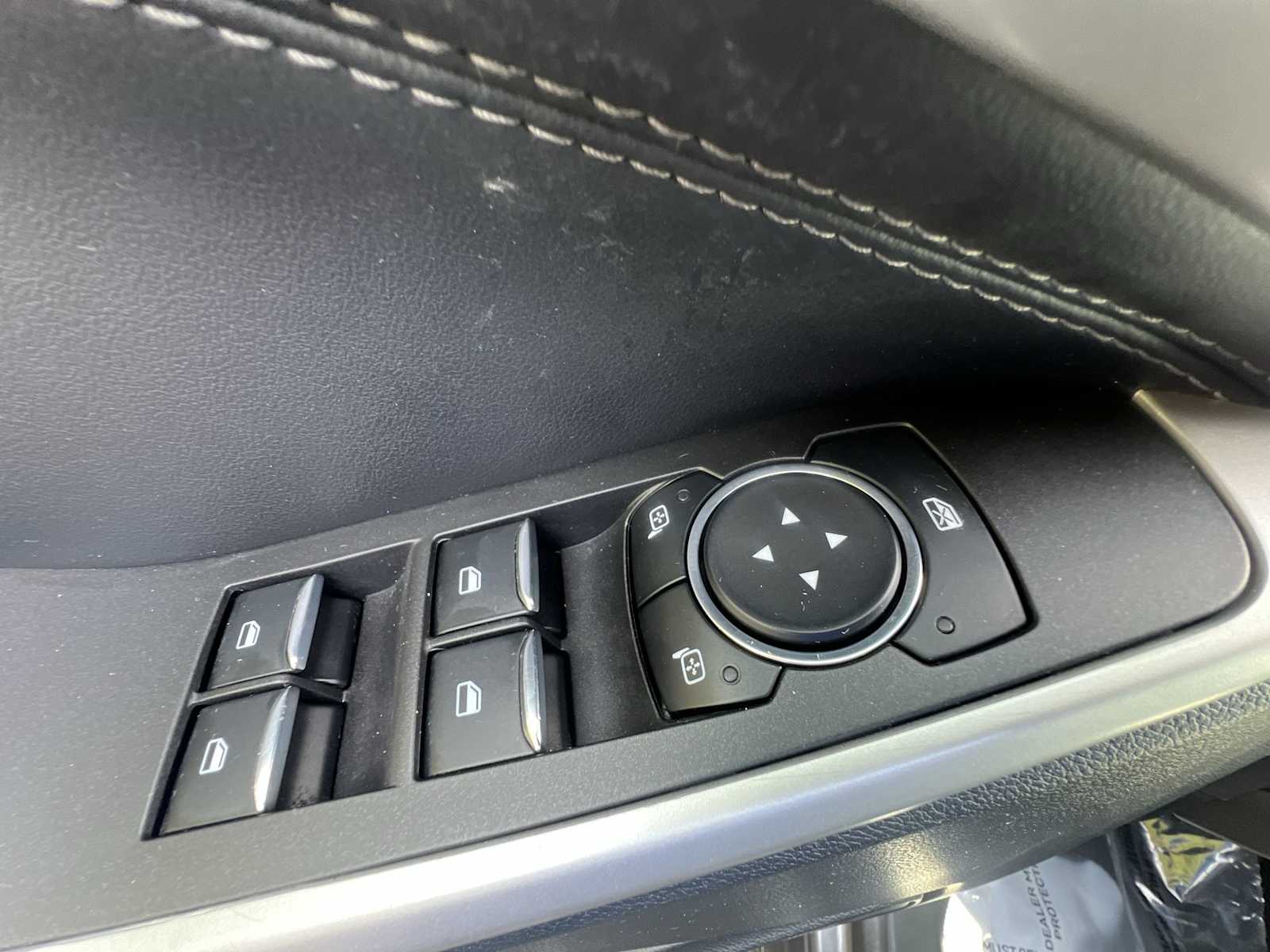 Thumbnail: 2023 Ford Explorer - 15