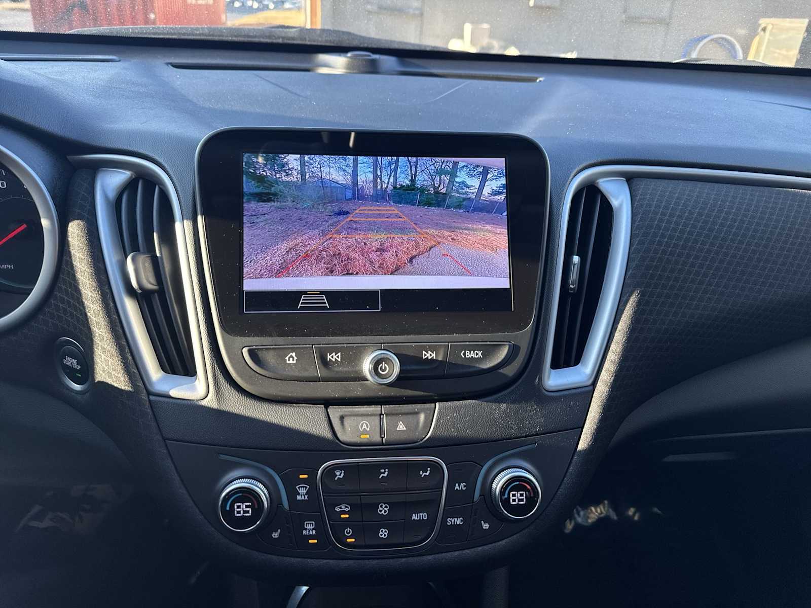 Thumbnail: 2023 Chevrolet Malibu - 22