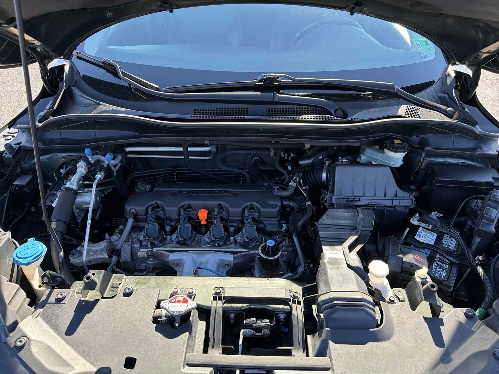 Thumbnail: 2016 Honda HR-V - 18