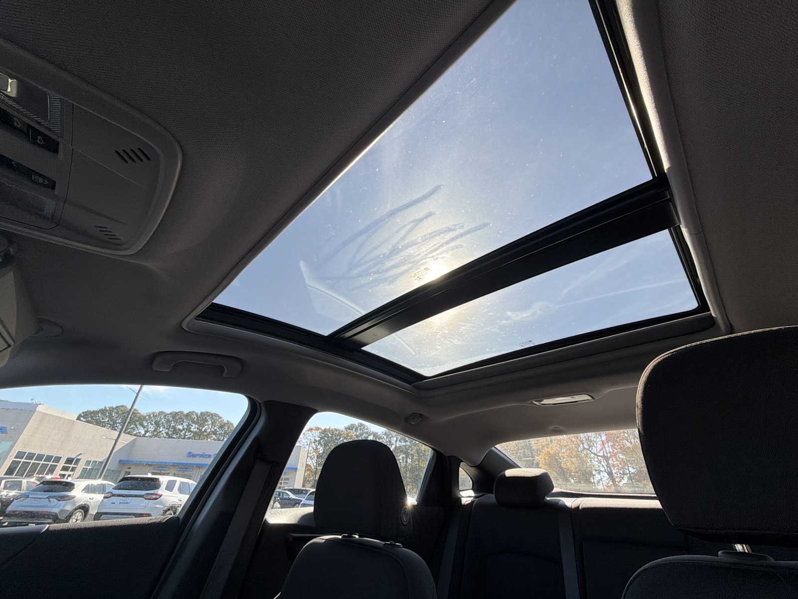 Thumbnail: 2023 Chevrolet Malibu - 16