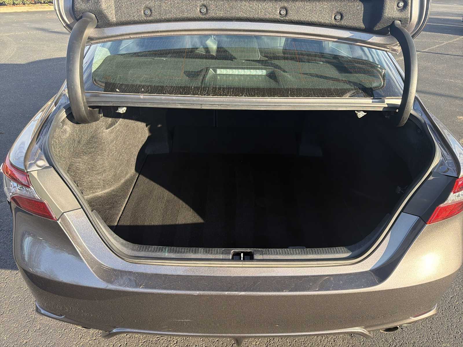 Thumbnail: 2023 Toyota Camry - 19