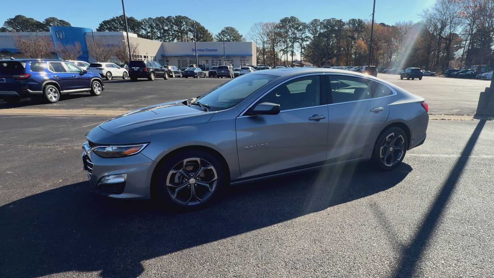 Thumbnail: 2024 Chevrolet Malibu - 4