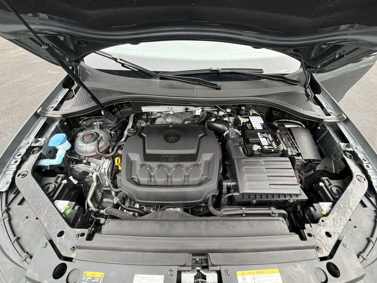 Thumbnail: 2024 Volkswagen Tiguan - 17