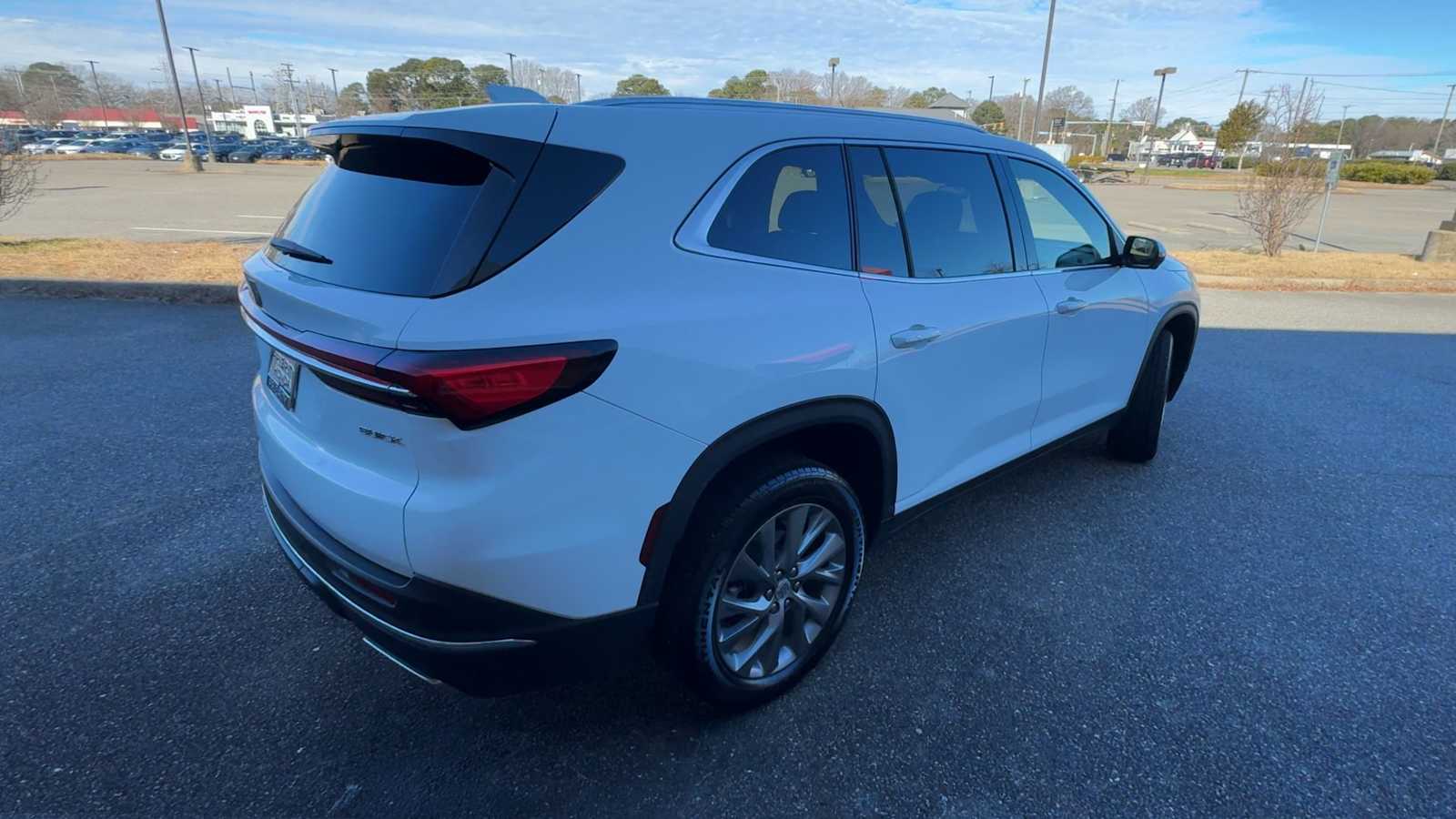 Thumbnail: 2025 Buick Enclave - 8