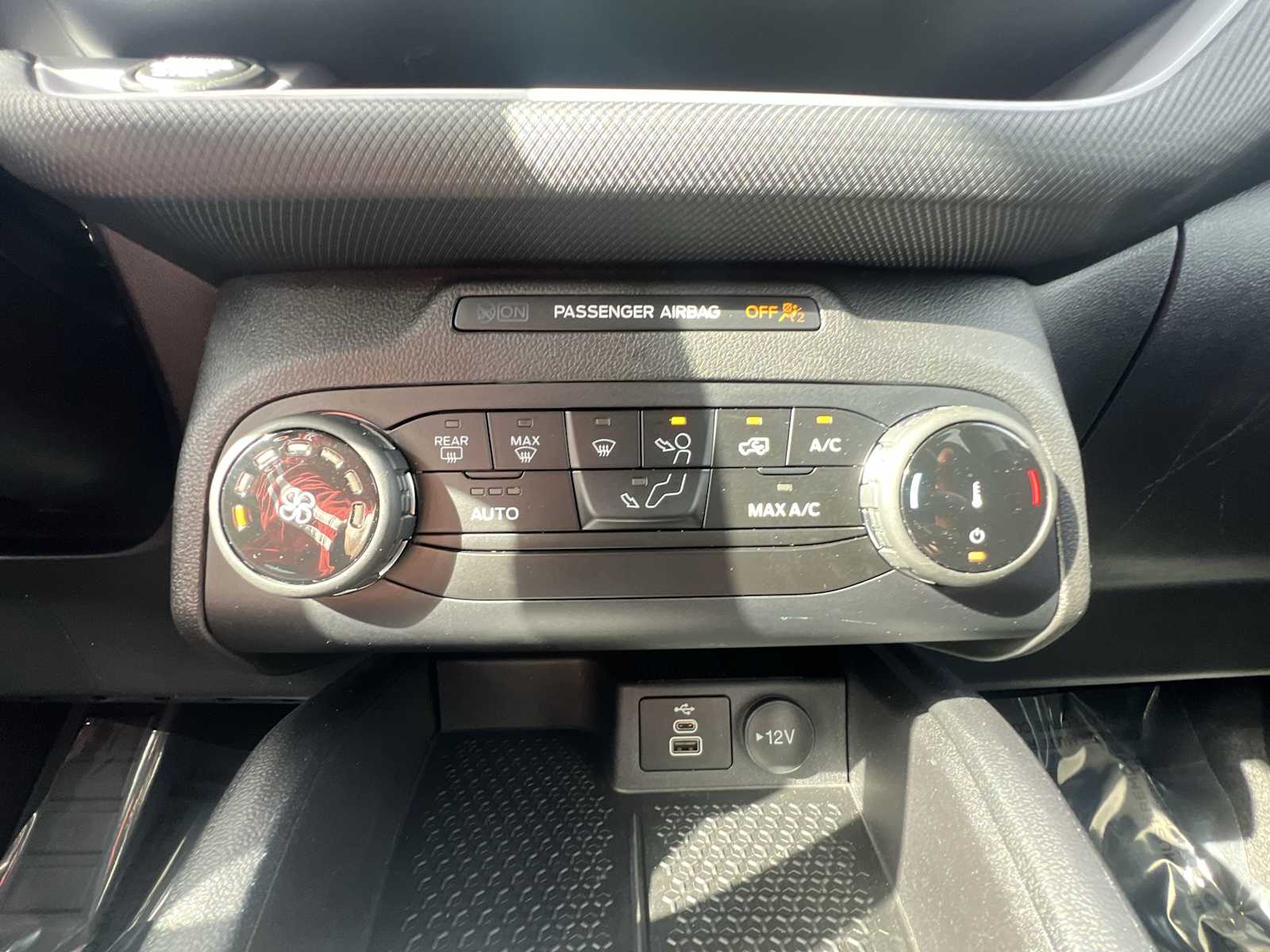 Thumbnail: 2023 Ford Bronco Sport - 16