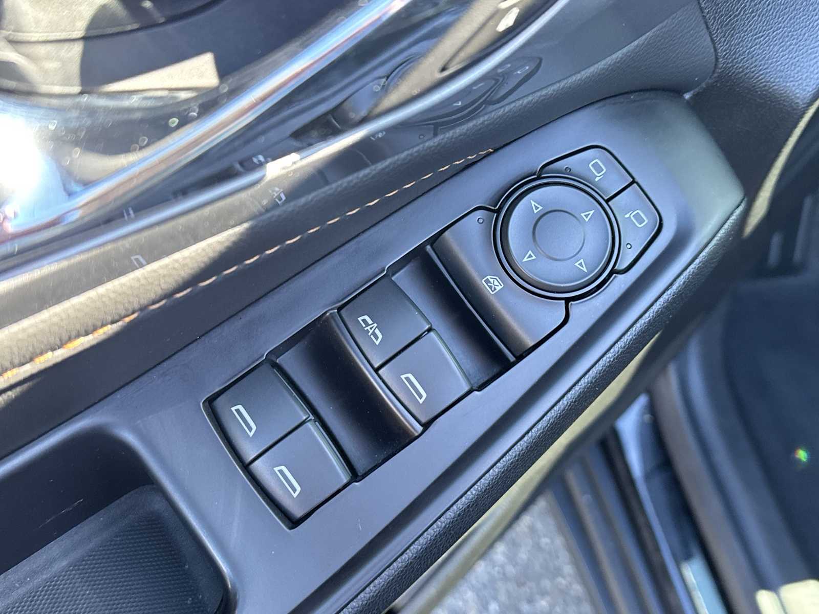 Thumbnail: 2020 Chevrolet Traverse - 15