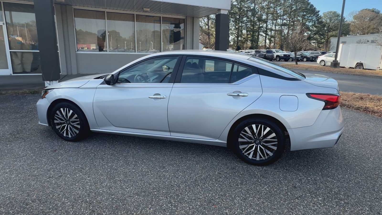 Thumbnail: 2024 Nissan Altima - 6