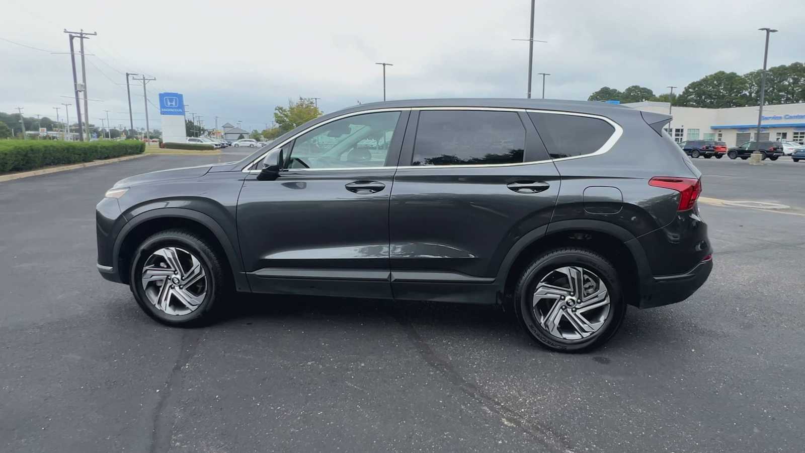 Thumbnail: 2023 Hyundai Santa Fe - 6