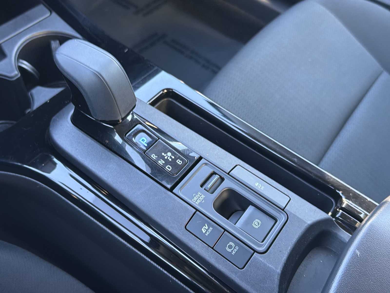 Thumbnail: 2024 Toyota Prius - 20