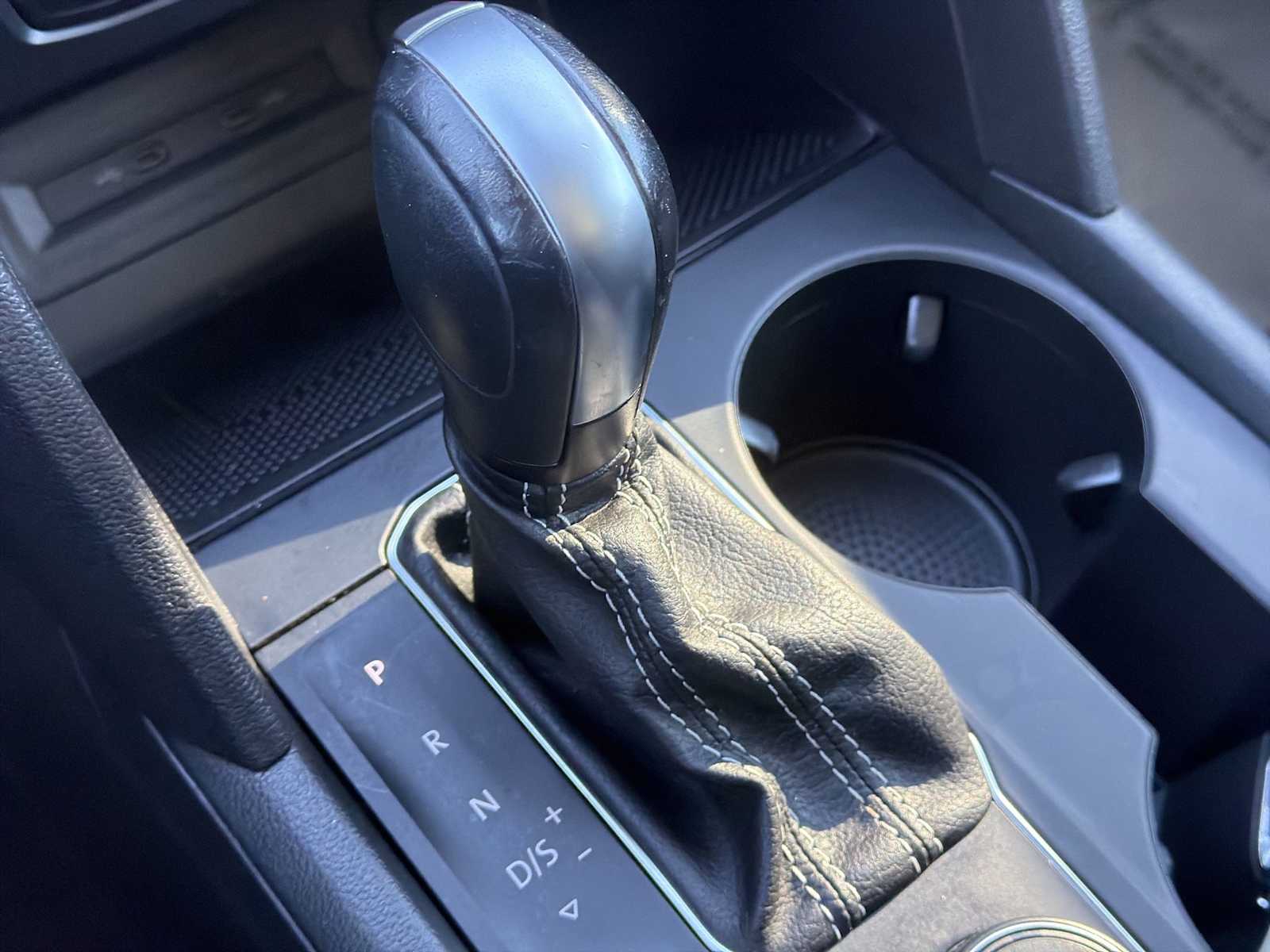 Thumbnail: 2021 Volkswagen Atlas - 22