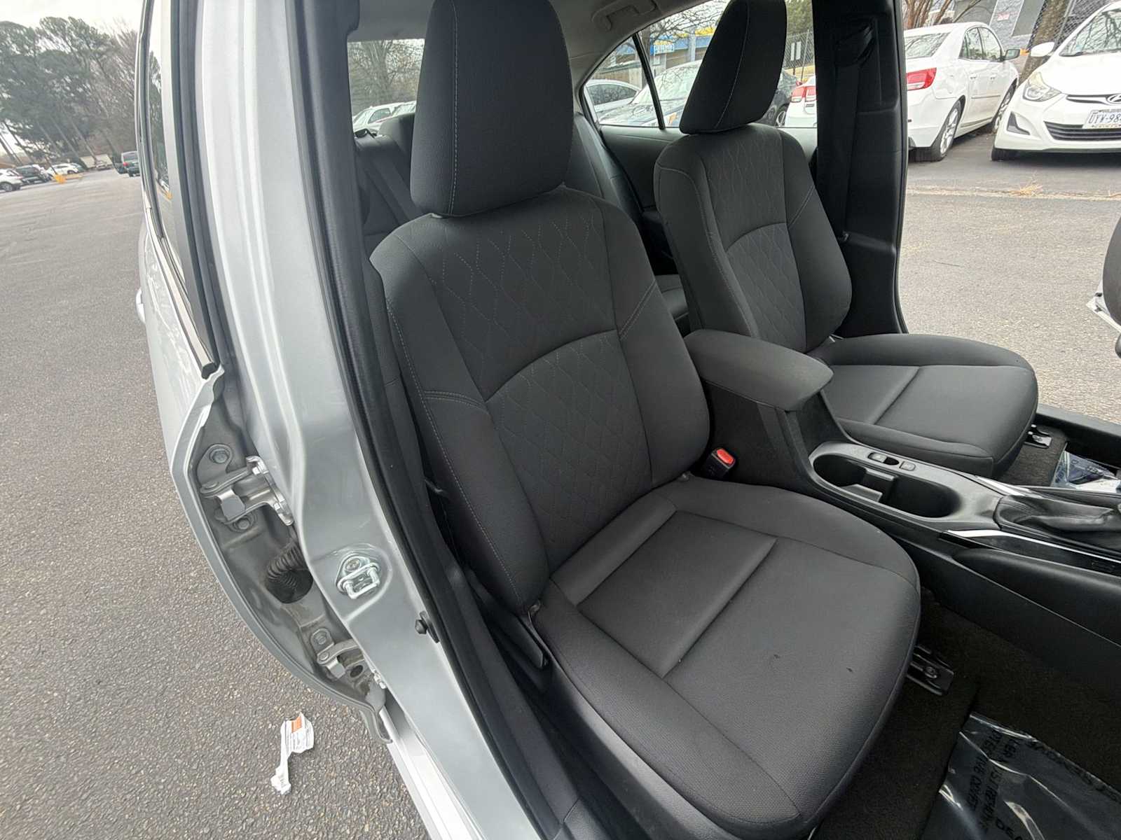 Thumbnail: 2023 Toyota Corolla - 25