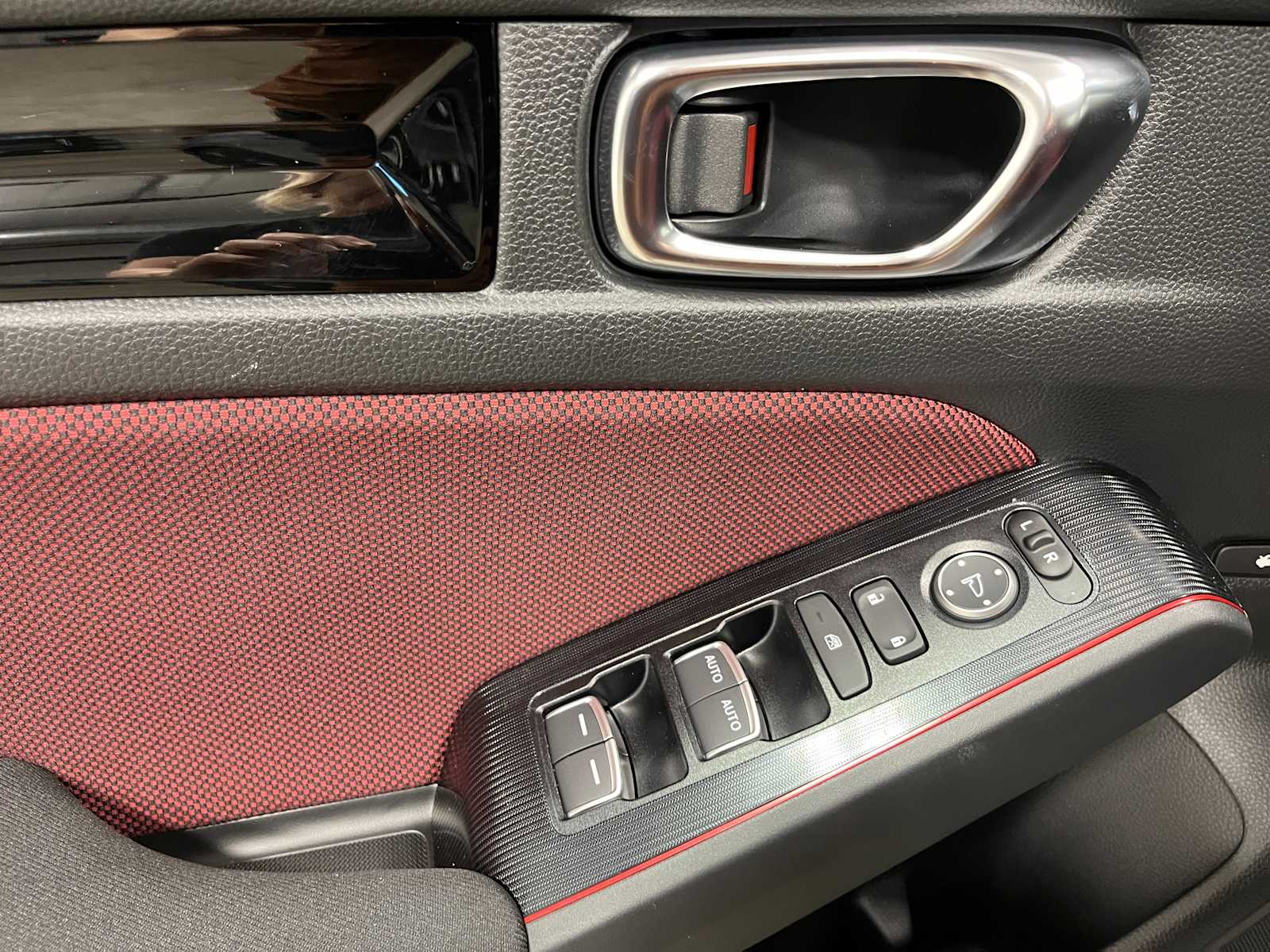 2025 Honda Civic Si 13