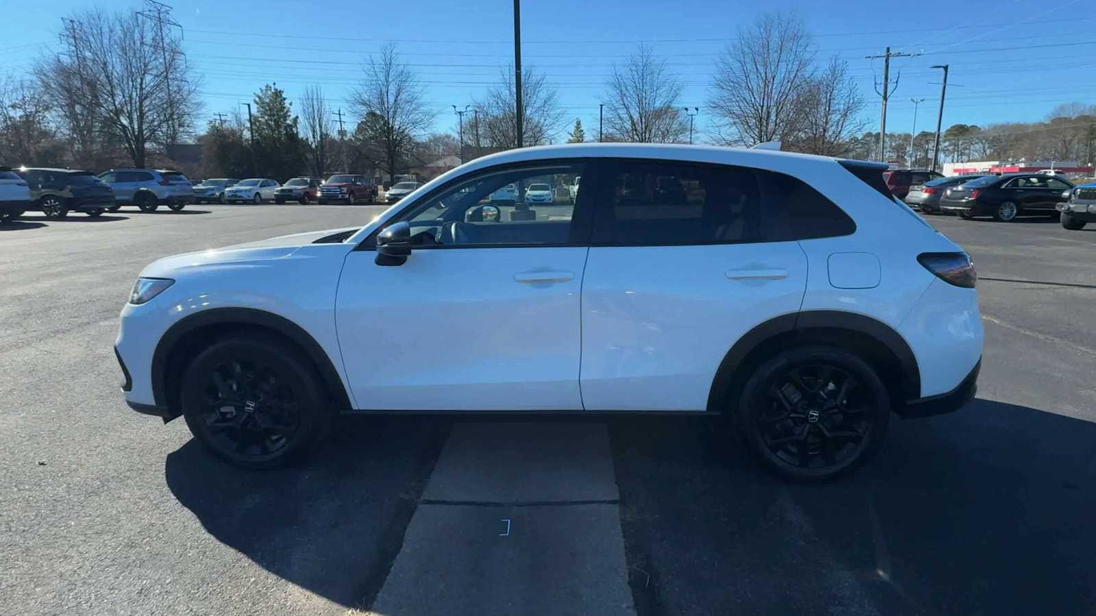 Thumbnail: 2025 Honda HR-V - 5