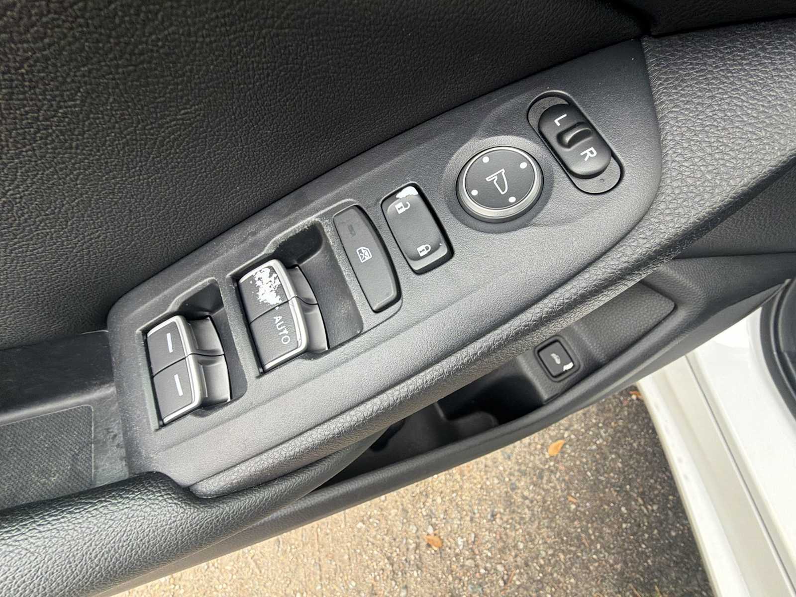 Thumbnail: 2020 Honda Accord - 15