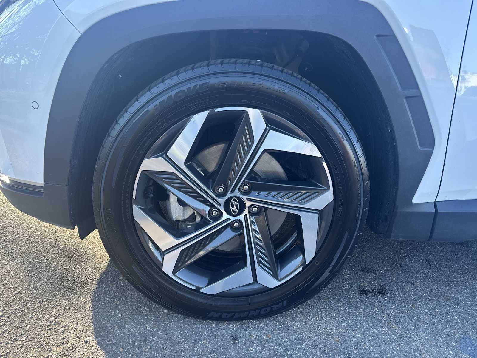 Thumbnail: 2024 Hyundai Tucson - 19