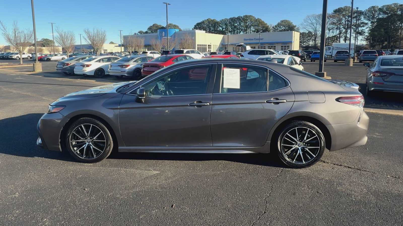 Thumbnail: 2023 Toyota Camry - 5