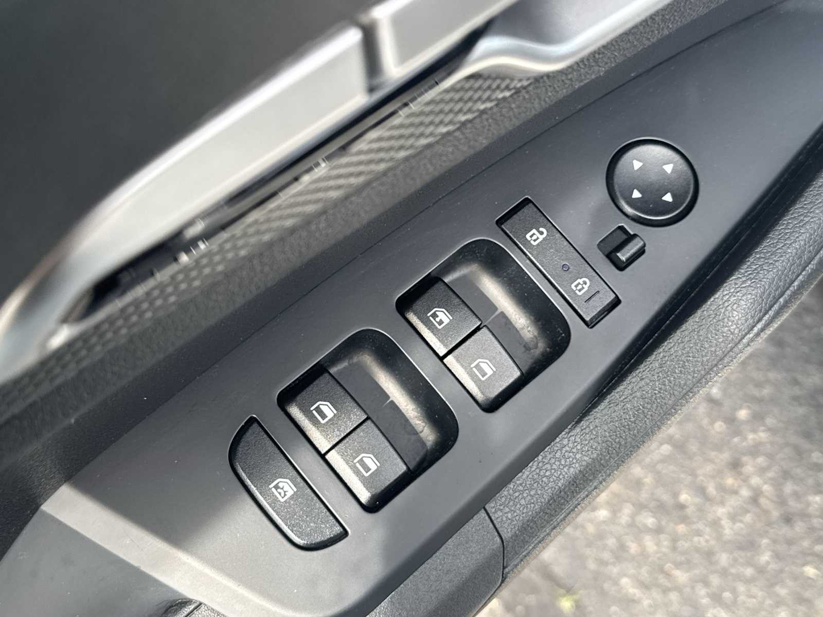 Thumbnail: 2024 Kia Sportage - 15