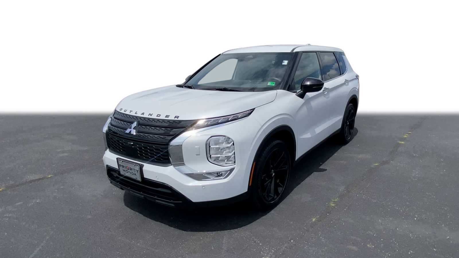 2023 Mitsubishi Outlander Black Edition 4