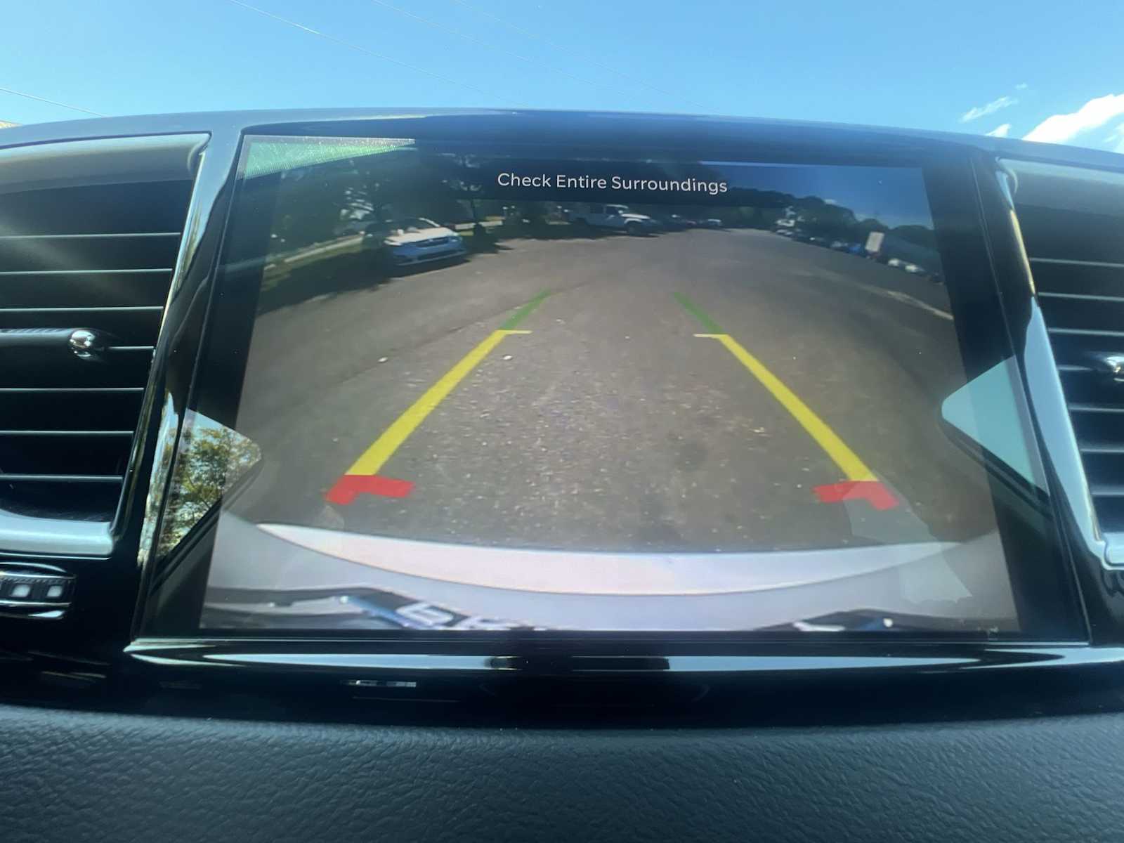 Thumbnail: 2024 Chrysler Pacifica - 22