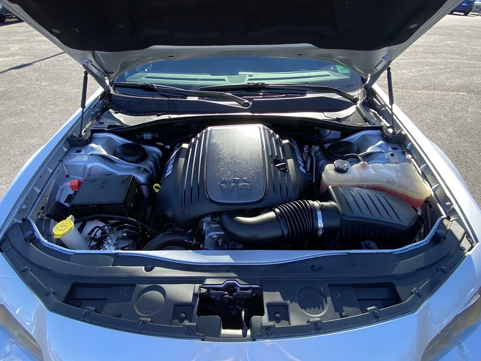 Thumbnail: 2023 Chrysler 300 - 17