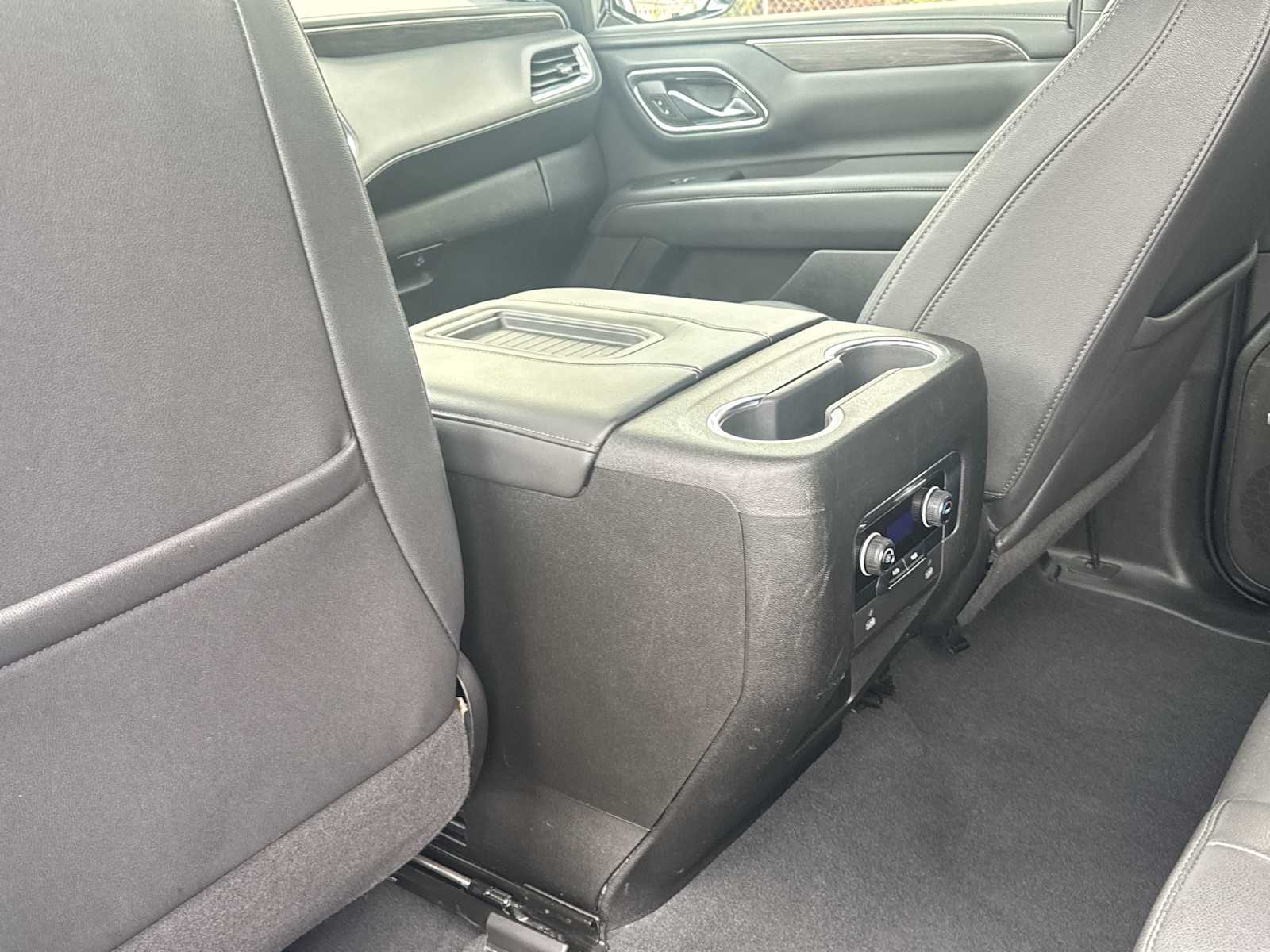 Thumbnail: 2023 Chevrolet Tahoe - 21