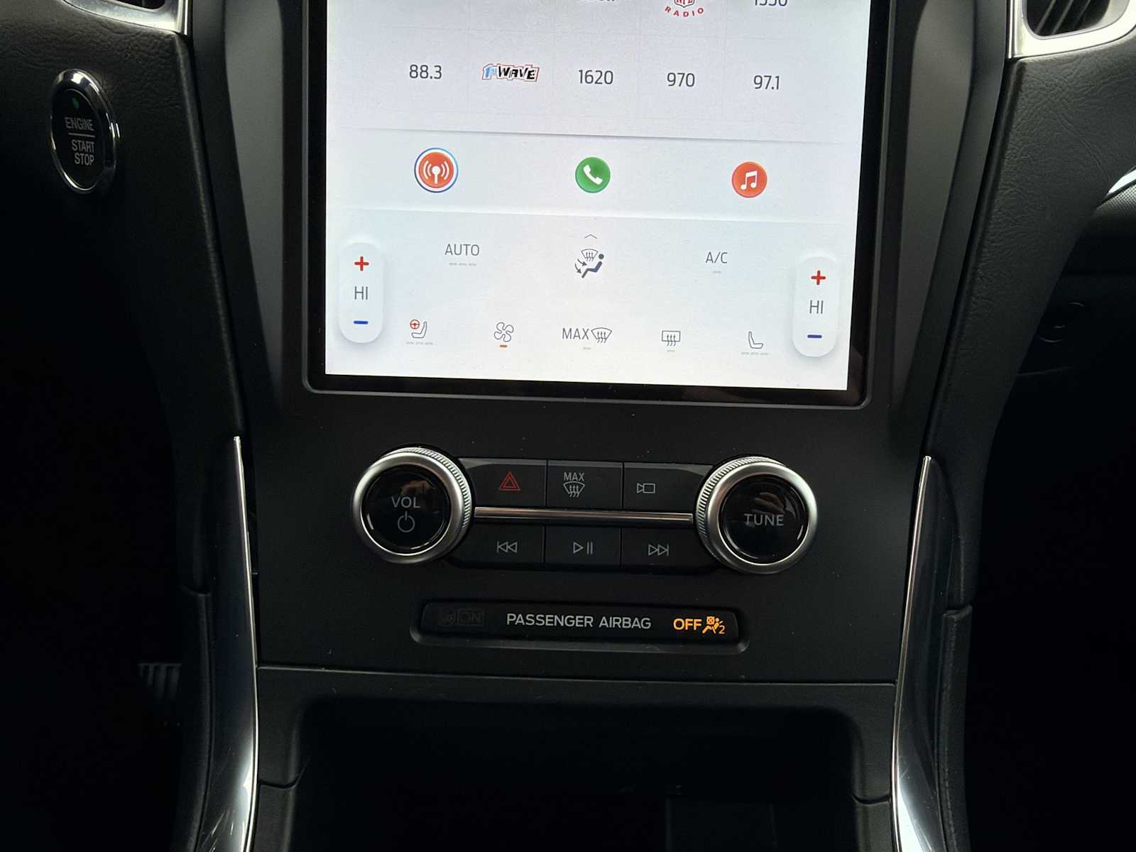 Thumbnail: 2024 Ford Edge - 16