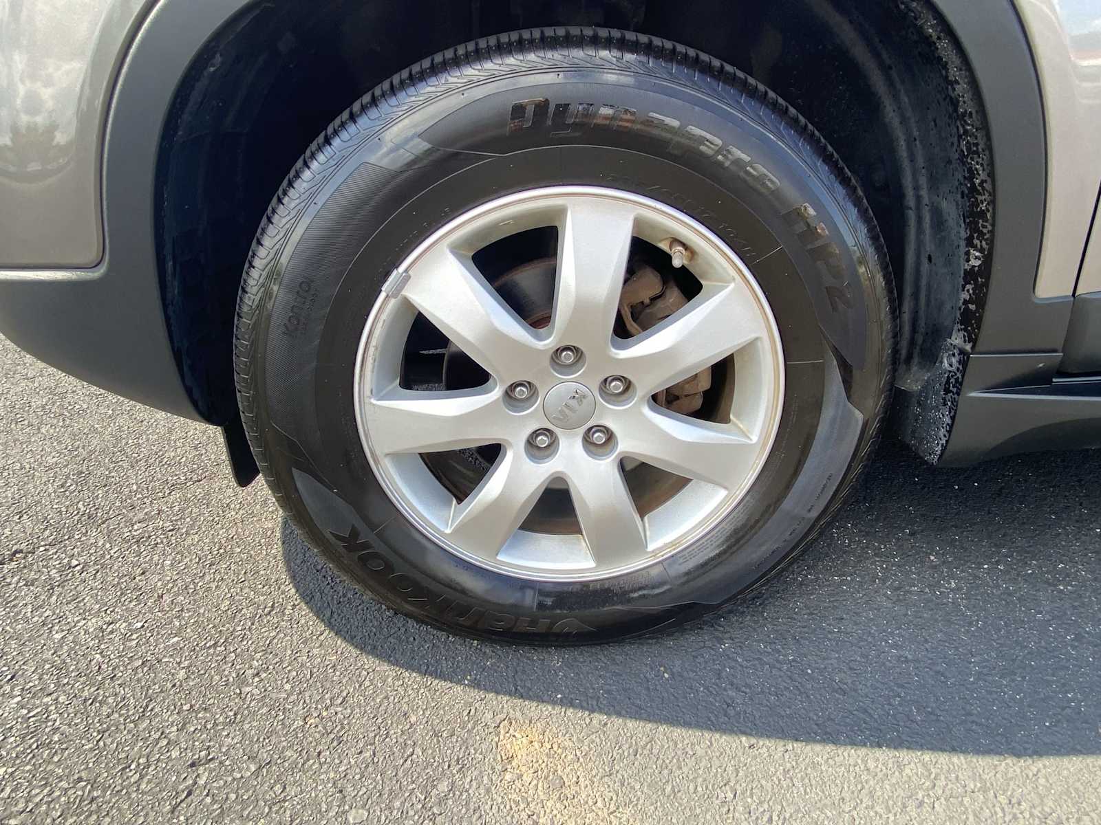 Thumbnail: 2013 Kia Sorento - 18