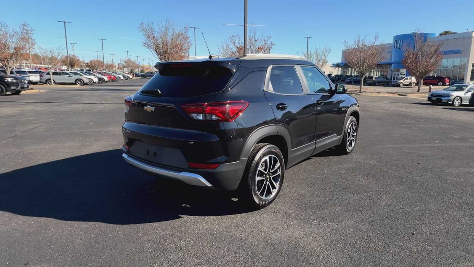 Thumbnail: 2024 Chevrolet TrailBlazer - 8