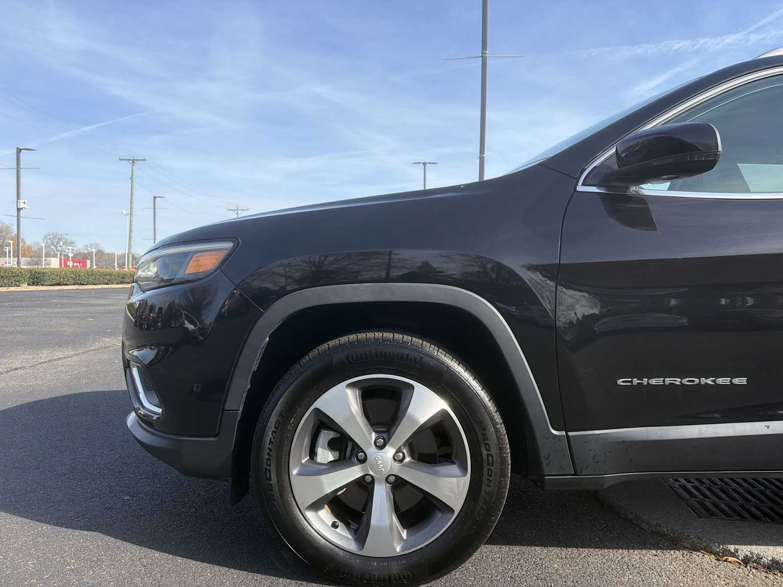 Thumbnail: 2021 Jeep Cherokee - 19