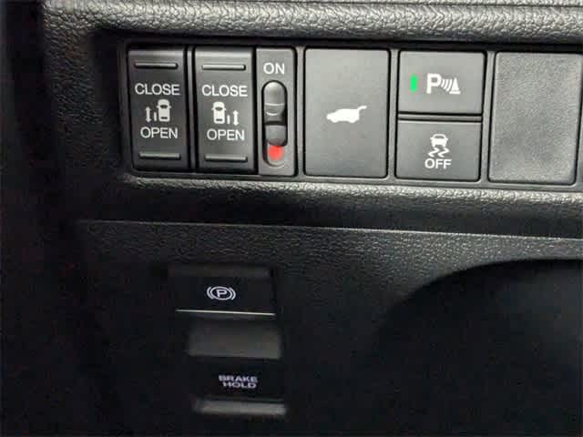 Thumbnail: 2025 Honda Odyssey - 23