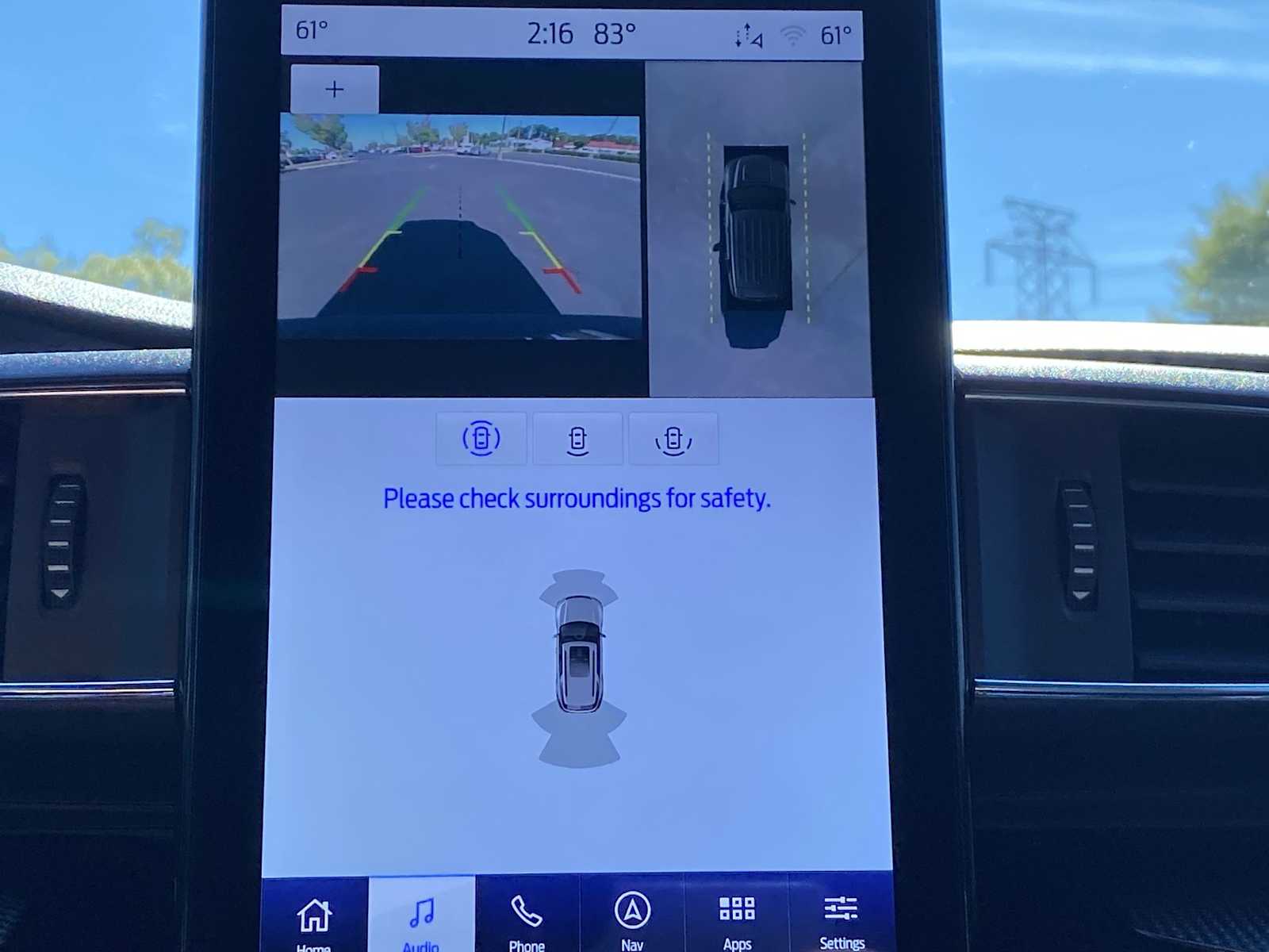 Thumbnail: 2023 Ford Explorer - 24