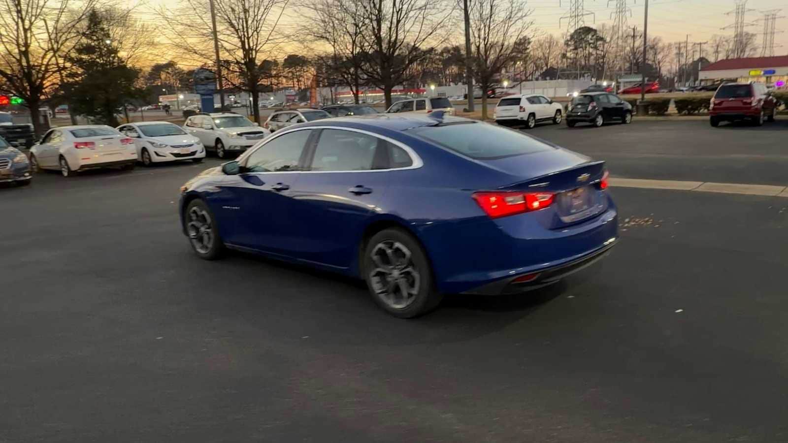 Thumbnail: 2023 Chevrolet Malibu - 6