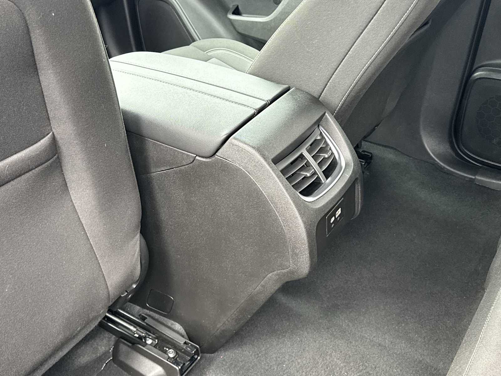 Thumbnail: 2025 Chevrolet Blazer - 21