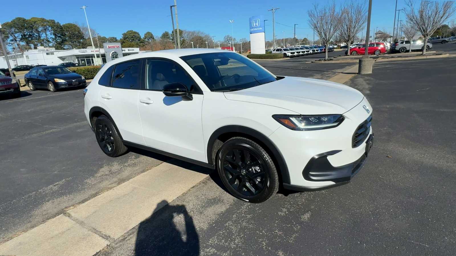 Thumbnail: 2025 Honda HR-V - 2