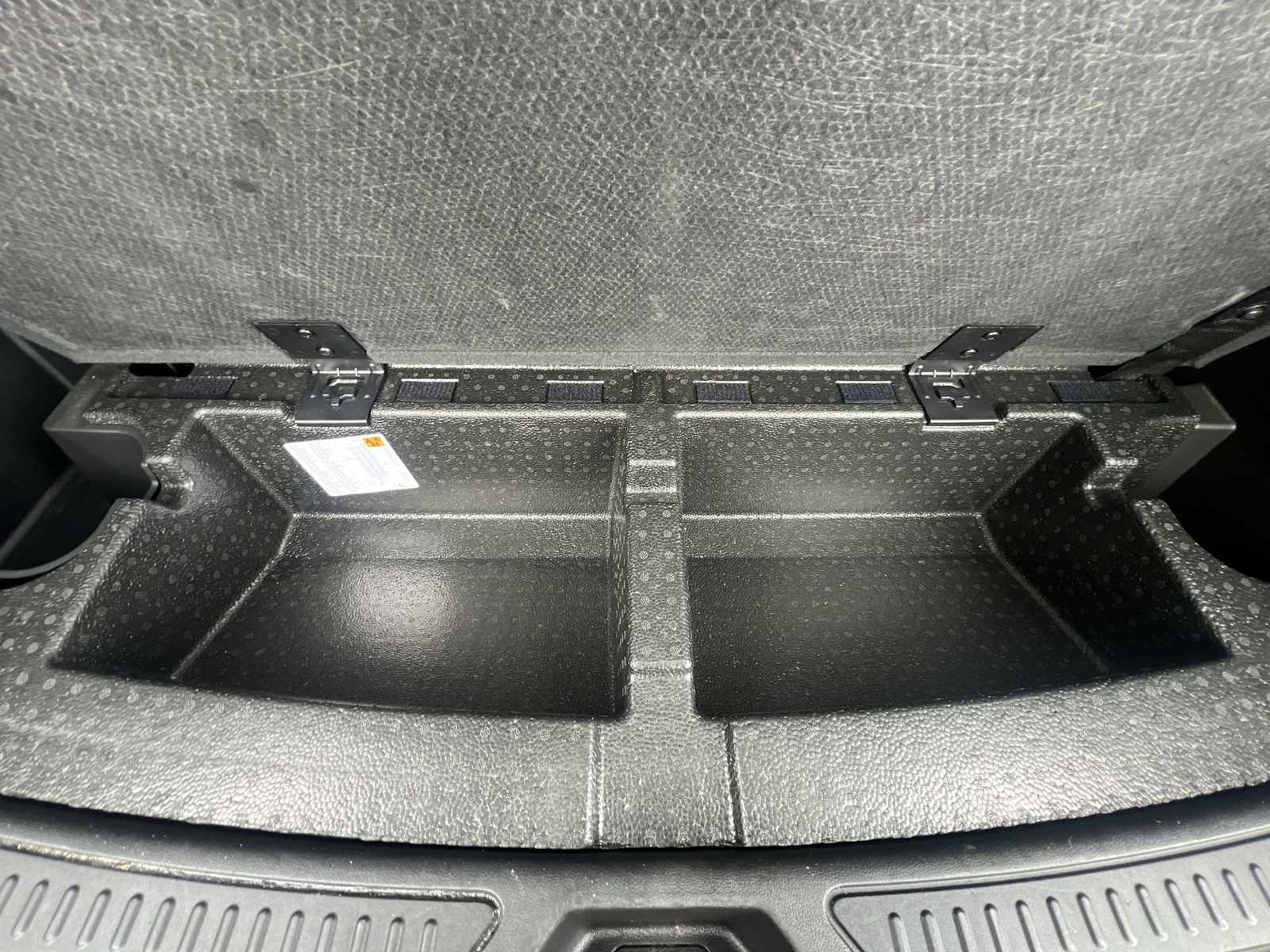 Thumbnail: 2023 GMC Acadia - 21